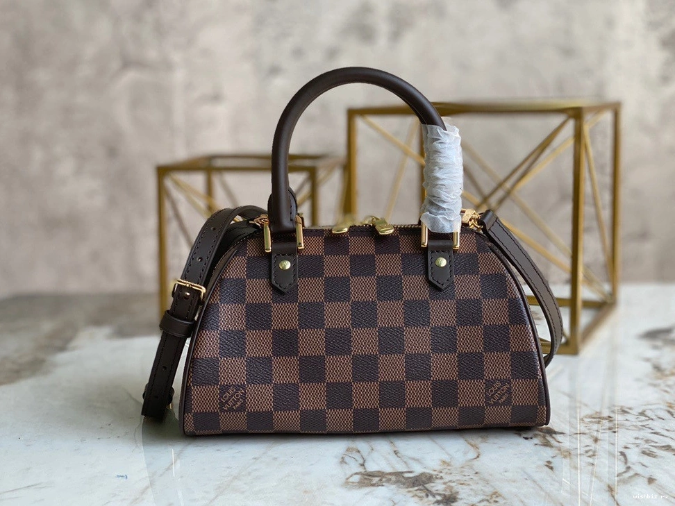 WIS VINTAGE VUITTON LOUIS BAG 0819